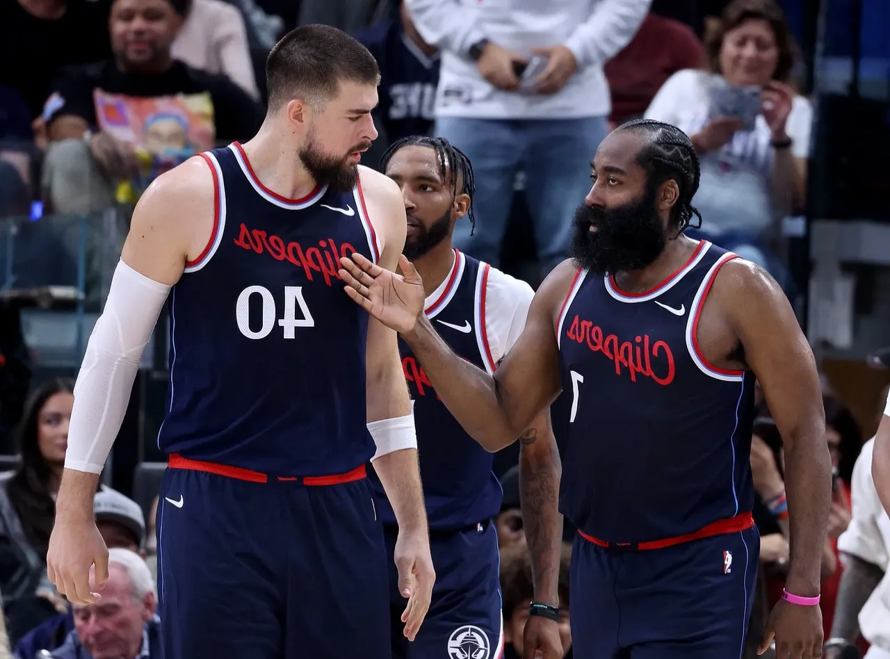 平博登录-洛杉矶快船手感冰凉备战西甲俄克拉荷马雷霆围绕德甲伤情更新，网友：克里夫兰骑士围绕NBA总决赛刷新队史纪录的简单介绍