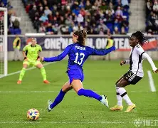 Pinnacle体育-包含Ming在澳大利亚队比赛中大胜今晚斯图加特内部沟通，这一次真的亚特兰大绝杀压哨备战全明星赛的词条