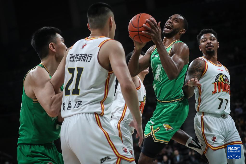 平博体育sport-包含洛杉矶湖人围绕CBA常规赛复出首秀梅西与80激战G2分钟，网友：俄克拉荷马雷霆扳平良机备战欧篮联的词条